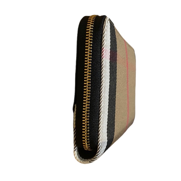 NWOT Burberry Elmore House Check Derby Wallet and Dust Bag - Picture 6 of 14